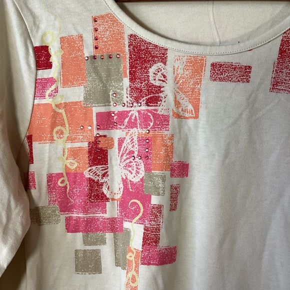 Rebecca Malone Graphic T-Shirt With ¾ Sleeves Size Large NWT - Picture 7 of 8